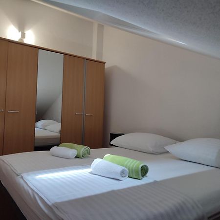 Top Floor Apartment With Sea View Kaštela Стая снимка