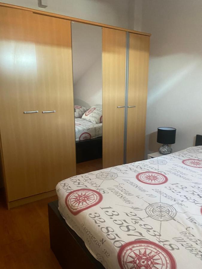 Top Floor Apartment With Sea View Kaštela Екстериор снимка