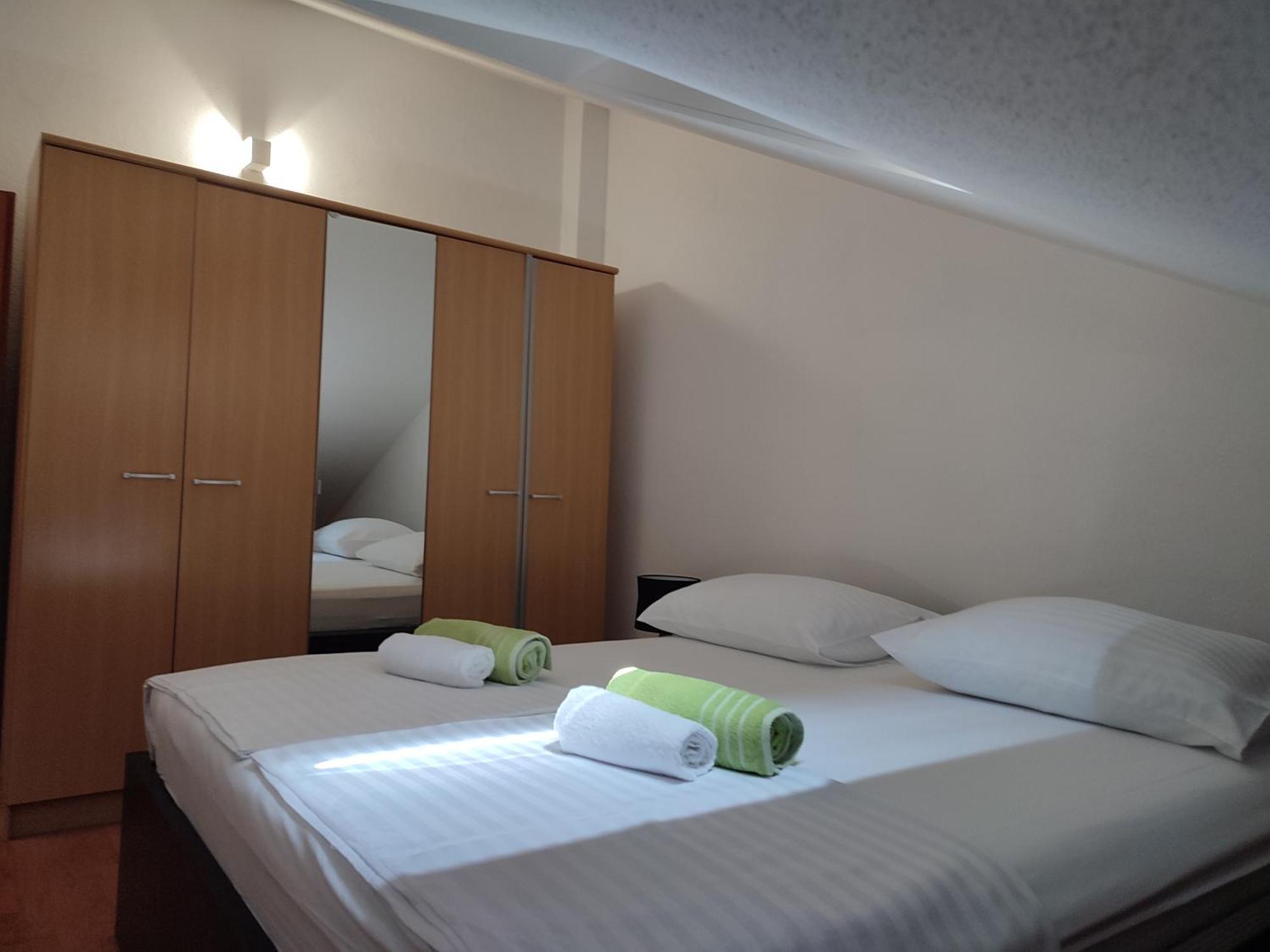 Top Floor Apartment With Sea View Kaštela Стая снимка